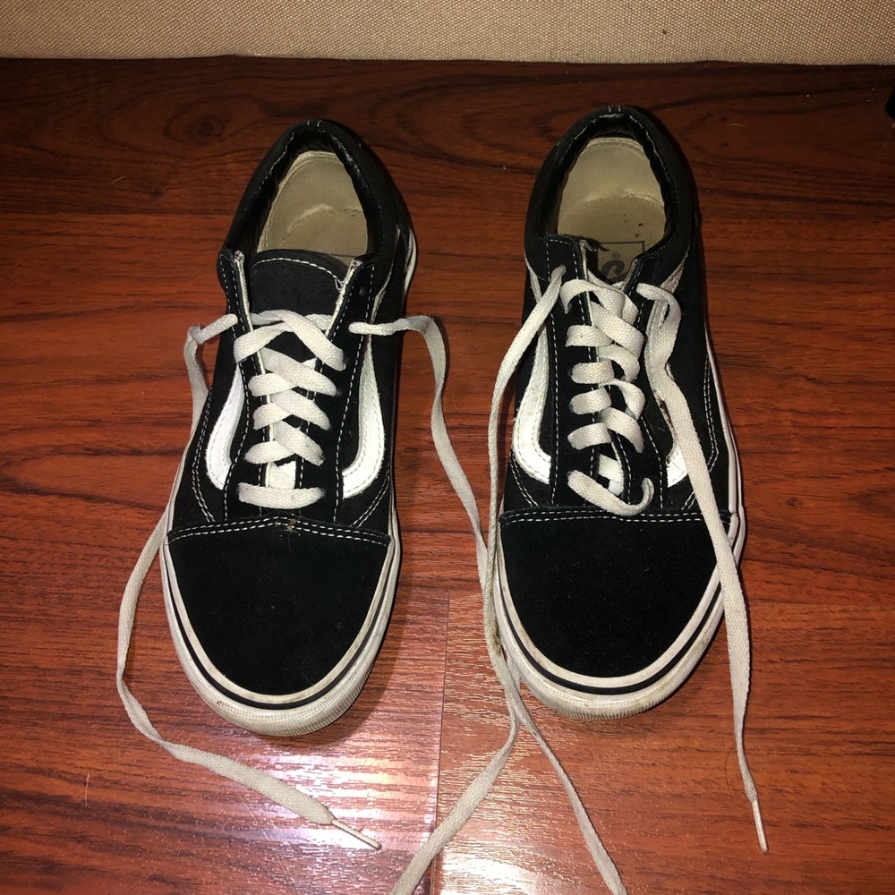Black vans